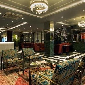 Foxoso Hotel Delhi Airport